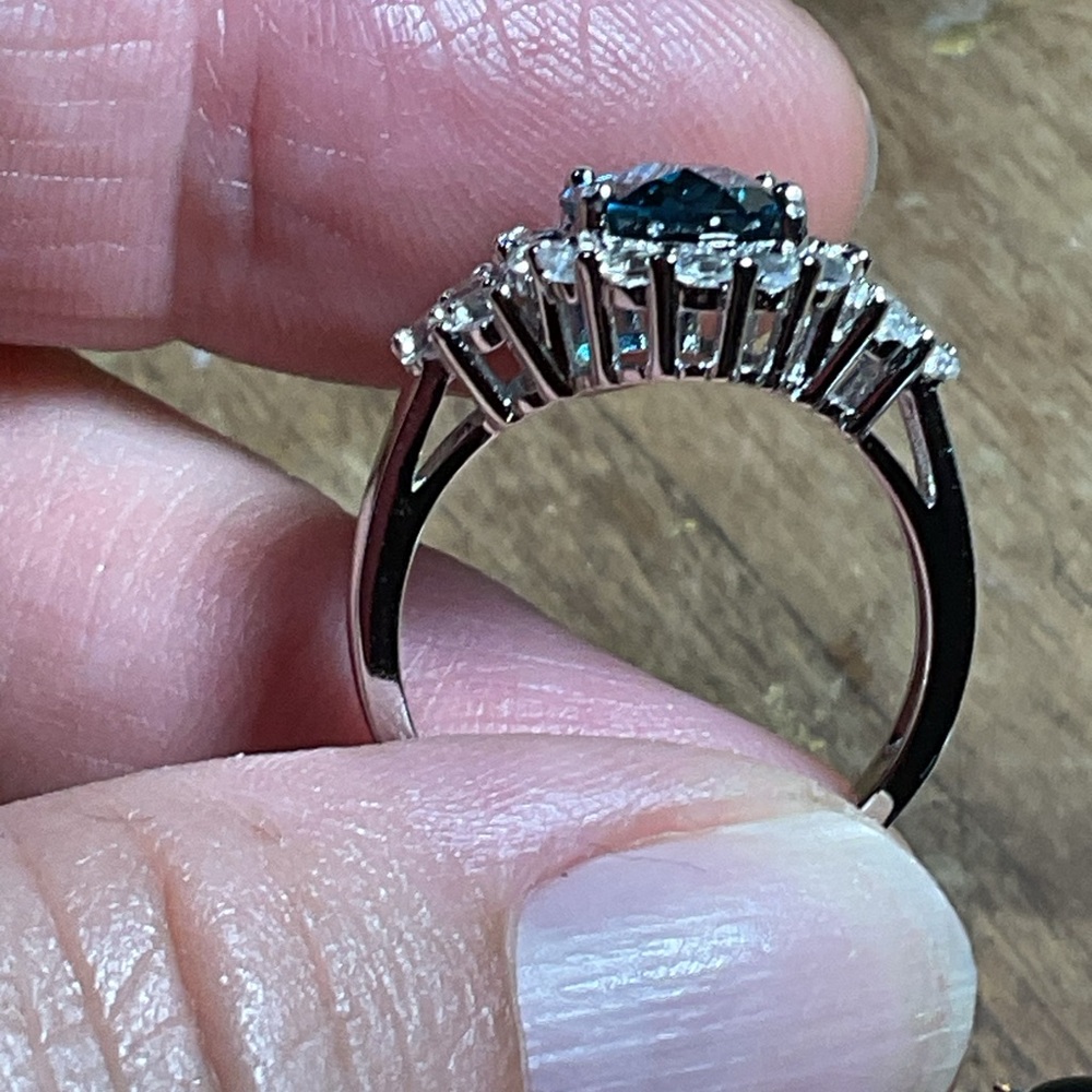London Blue Topaz .925 Silver Ring - Picture 4 of 6